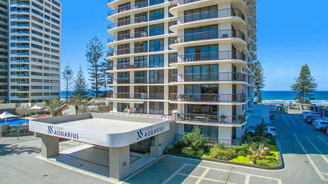 Surfers Aquarius On The Beach - Perths Hotel 5