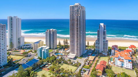 Surfers Aquarius On The Beach - Perths Hotel 0