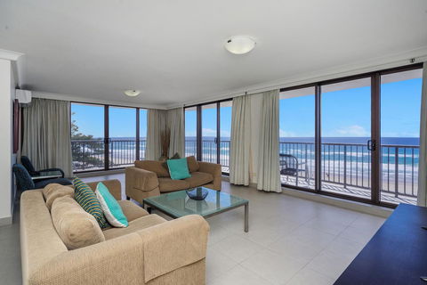 Surfers Aquarius On The Beach - Perths Hotel 26