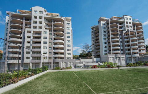 The Oasis Apartments - Perths Hotel 4