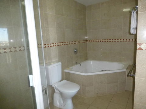 The Oasis Apartments - Perths Hotel 19