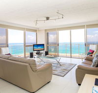 Breakers North Absolute Beachfront Apartments - Perths Hotel