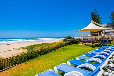 Breakers North Absolute Beachfront Apartments - Official - Perths Hotel 2