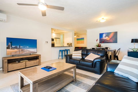 Breakers North Absolute Beachfront Apartments - Official - Perths Hotel 31