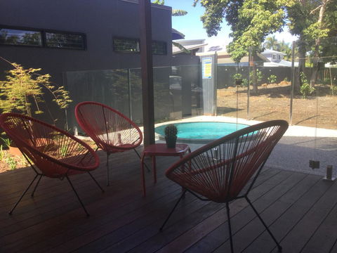 Sam's Buderim Mountain Guest House - Perths Hotel 10