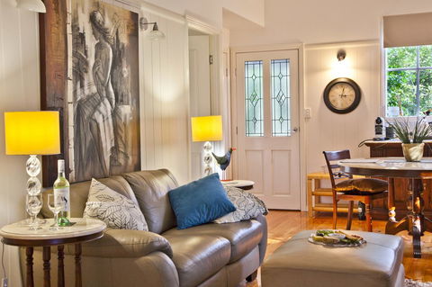 Curtis Falls Cottage - Perths Hotel 7