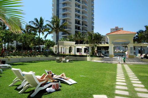 Chevron Renaissance - HR Surfers Paradise - Perths Hotel 31