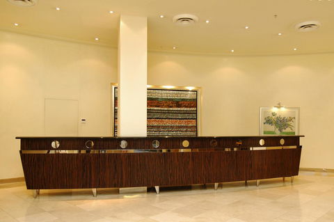 Chevron Renaissance - HR Surfers Paradise - Perths Hotel 23