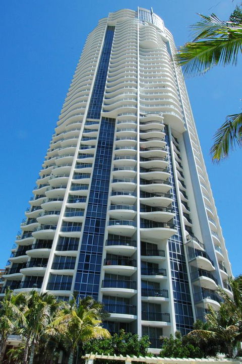 Chevron Renaissance - HR Surfers Paradise - Perths Hotel 19