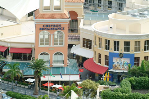 Chevron Renaissance - HR Surfers Paradise - Perths Hotel 27