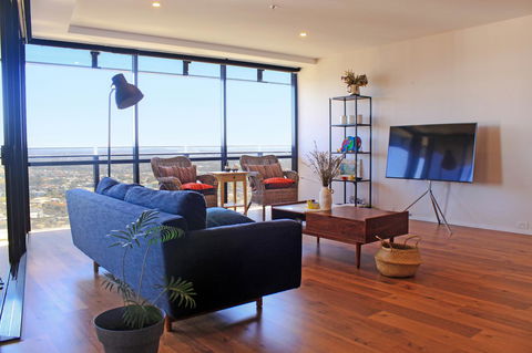 Circle On Cavill Surfers Paradise Apartments-Holiday Paradise - Perths Hotel 6