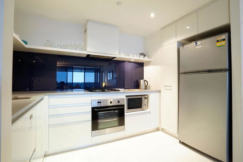 Circle On Cavill Surfers Paradise Apartments-Holiday Paradise - Perths Hotel 10