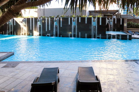 Circle On Cavill Surfers Paradise Apartments-Holiday Paradise - Perths Hotel 11