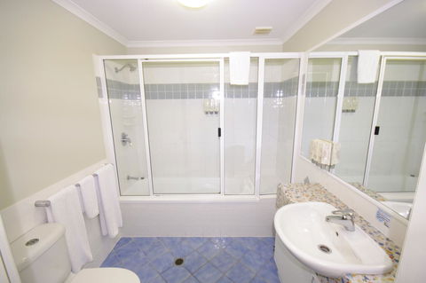 Mackay Resort Motel - Perths Hotel 4