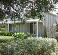 Watson Park - Perths Hotel