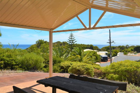 Wave Walk - Perths Hotel 0