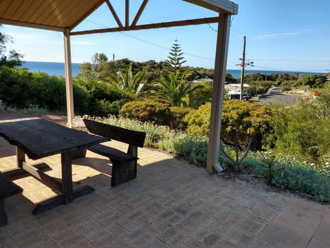 Wave Walk - Perths Hotel 1