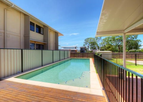 Weipa Motel Resort - Perths Hotel 1
