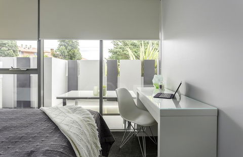 Well-Appointed 3 Bedroom, 2 Bath, Parking & Pool - Perths Hotel 2