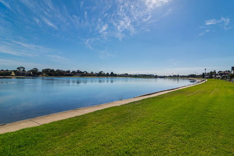 West Lakes Townhouse - Perths Hotel 3