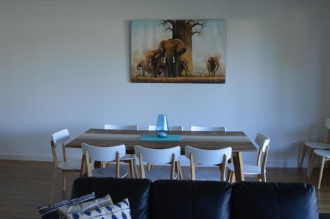 Western Breeze - Perths Hotel 3