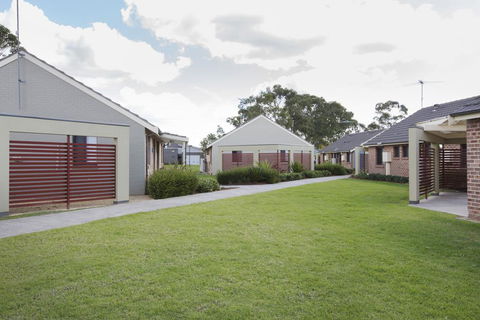 Western Sydney University Village - Hawkesbury - Perths Hotel 1