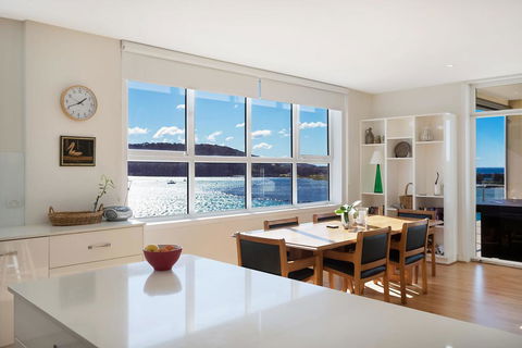 Wharf Apartment Unit 7 - Perths Hotel 2