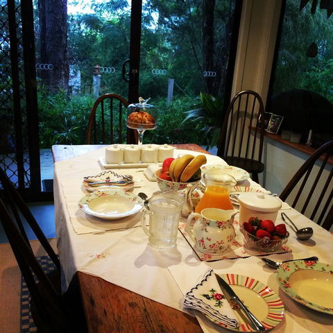 Whispering Pines Bed And Breakfast - Perths Hotel 3