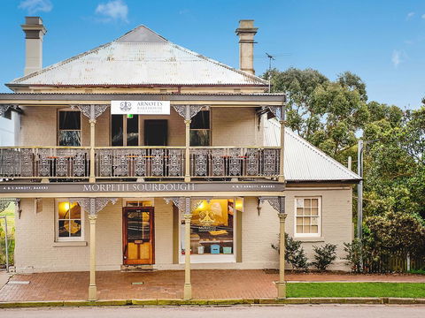 William Arnott Hotel - Perths Hotel 0