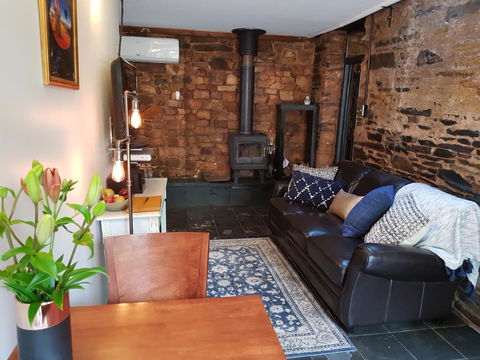 William Hunt's Retreat - Redwood Studio - Perths Hotel 0