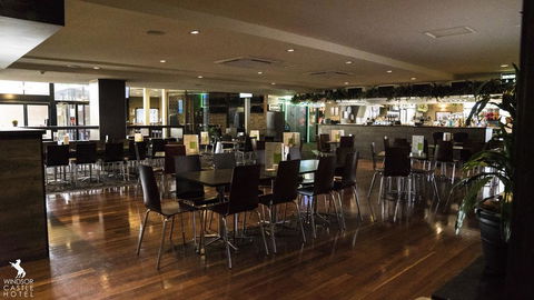 Windsor Castle Hotel - Perths Hotel 0