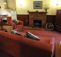 Wintarni Olives Cottage - Perths Hotel