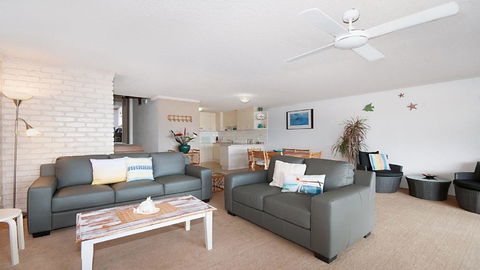 Wintersview 2 - Lennox Head - Perths Hotel 2