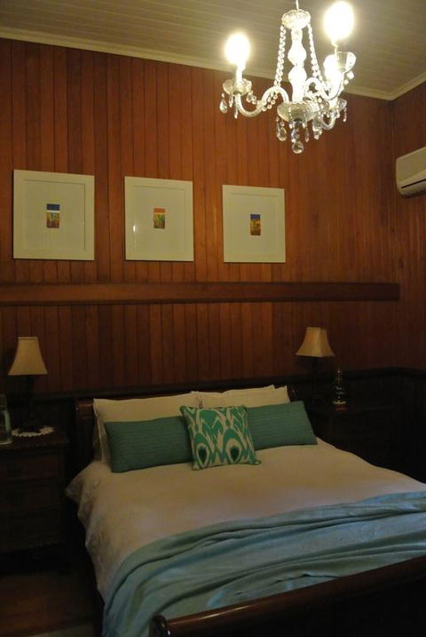 Wiss House Bed & Breakfast - Perths Hotel 0
