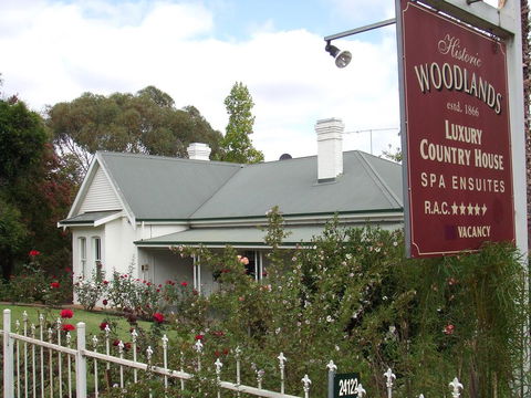 Woodlands Of Bridgetown B&B - Perths Hotel 0