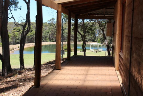 Woodstone Goanna Cottage - Perths Hotel 1