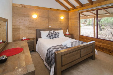 Woodstone Grass Tree Cottage - Perths Hotel 2