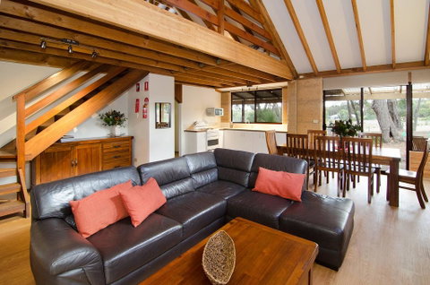 Woodstone Kookaburra Cottage - Perths Hotel 1