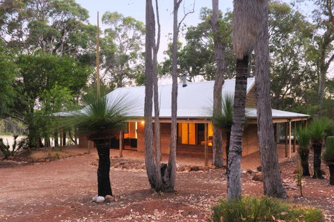 Woodstone Possum Cottage - Perths Hotel 0