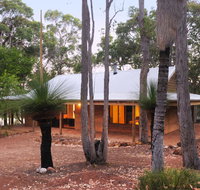 Woodstone Possum Cottage - Perths Hotel