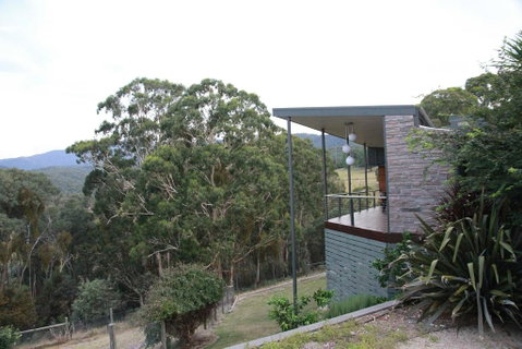 Woollybutt - Perths Hotel 0