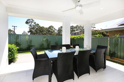 Wowly Waters - Pet Friendly - 1 Min Walk To Beach - Perths Hotel 1