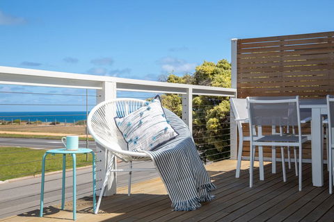 Xanadu - Aldinga Beach - Perths Hotel 0