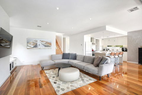 Xus Residence - Perths Hotel 2