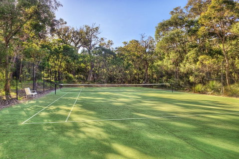 Yallingup Forest Resort - Perths Hotel 3