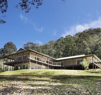 Yanada - Perths Hotel