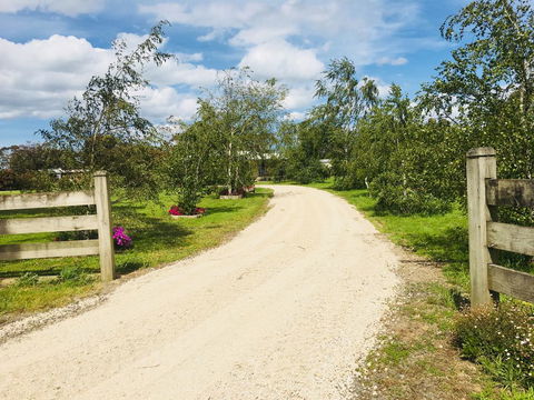 Yarragon 4 Bedroom House In Gippsland - Perths Hotel 0