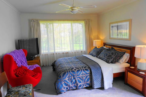 Yarragon 4 Bedroom House In Gippsland - Perths Hotel 2