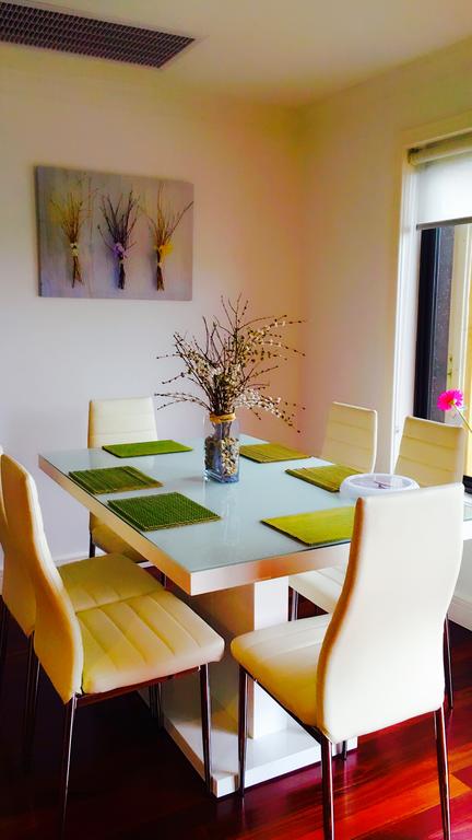 Yes Holiday Home - Perths Hotel 3