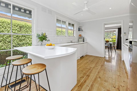 YIN-YANG - MOUNT ELIZA - Perths Hotel 2